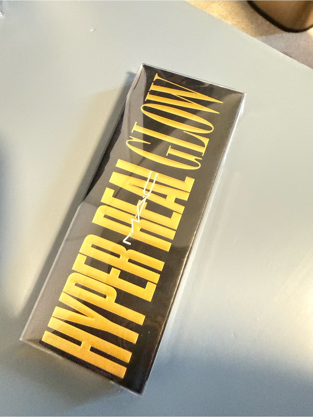 MAC Cosmetics Hyper Real Glow Highlighter Palette — Black and Gold Packaging